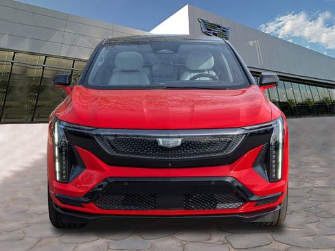 New 2026 Cadillac Optiq V AWD/4WD image 6