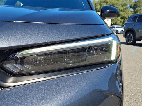 Used 2025 Honda Civic Sport image 9