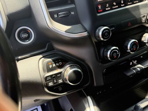 Used 2019 RAM 1500 Big Horn AWD/4WD image 8