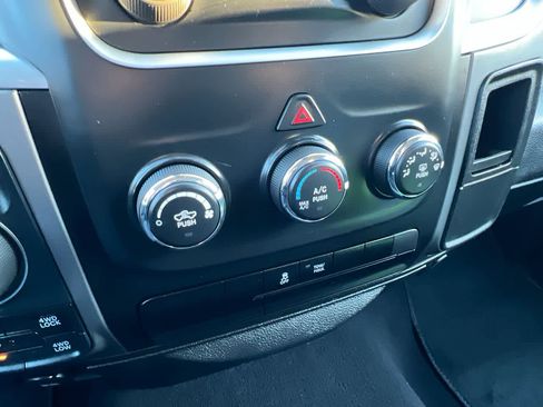 Used 2024 RAM 1500 Classic SLT image 19