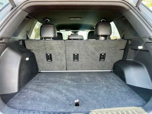 Used 2025 Chevrolet Equinox LT w/ Convenience Package II FWD image 20