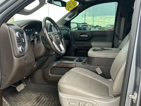 Used 2019 GMC Sierra 1500 SLT w/ SLT Premium Plus Package AWD/4WD image 13