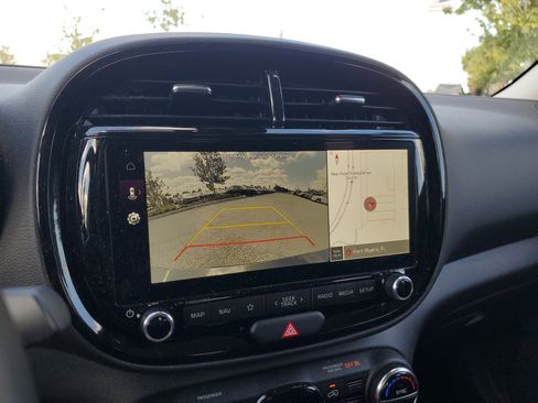 Used 2025 Kia Soul GT-Line image 29