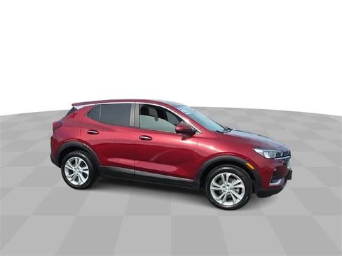 Certified 2022 Buick Encore GX Preferred w/ Cold Weather Comfort Package image 2