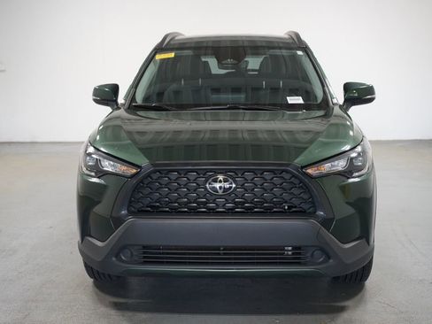 Certified 2024 Toyota Corolla Cross LE FWD image 2