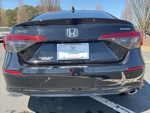 Used 2023 Honda Civic Sport image 6