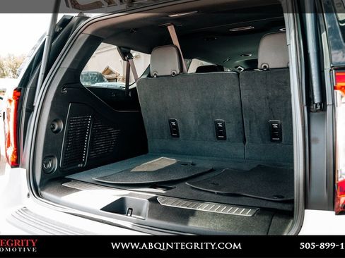 Used 2024 GMC Yukon XL AT4 AWD/4WD image 51