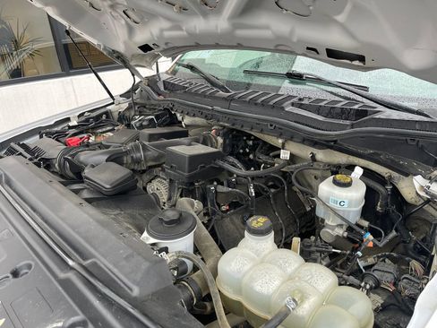 Used 2021 Ford F250 XLT w/ FX4 Off-Road Package image 24