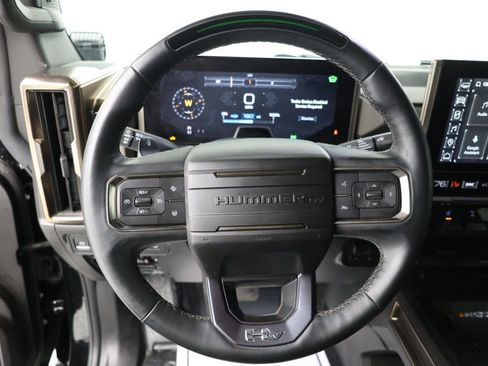 Used 2024 GMC Hummer EV 2X w/ Extreme Off-Road Package image 11