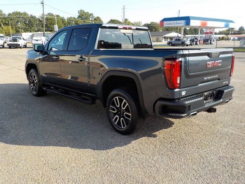 Used 2019 GMC Sierra 1500 AT4 w/ AT4 Premium Package AWD/4WD image 3