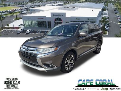 Used 2017 Mitsubishi Outlander SE