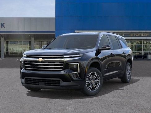 New 2026 Chevrolet Traverse LT w/ Driver Confidence Package FWD image 6