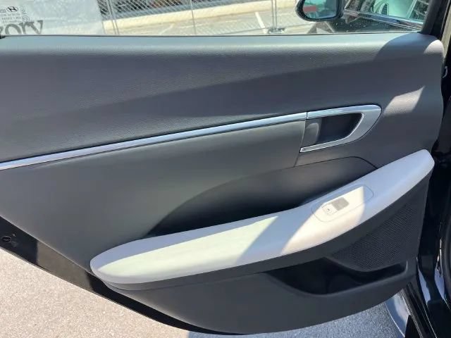 Used 2023 Hyundai Sonata SEL FWD image 18