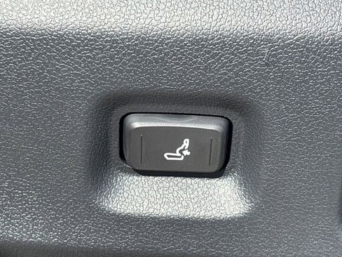 New 2026 Toyota Tacoma SR5 AWD/4WD image 10