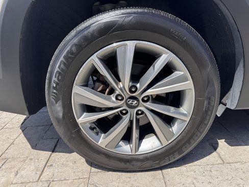 Used 2019 Hyundai Santa Fe AWD image 21
