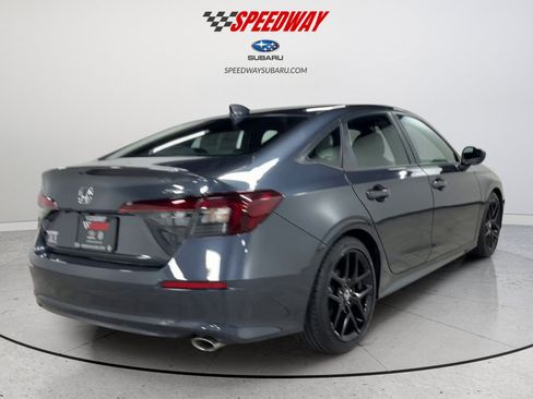 Used 2025 Honda Civic Sport image 6