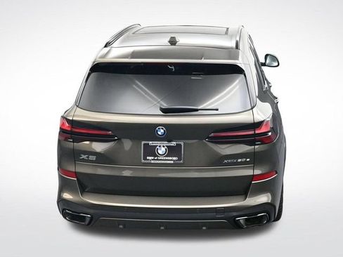 New 2026 BMW X5 xDrive50e w/ M Sport Package AWD/4WD image 25