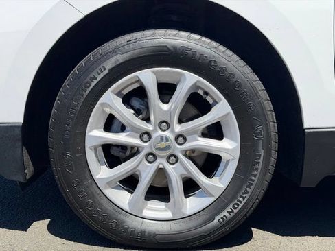 Used 2021 Chevrolet Equinox LS AWD/4WD image 11