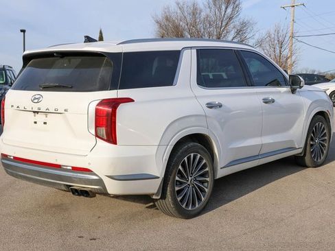 Used 2023 Hyundai Palisade Calligraphy w/ Winter Package image 6