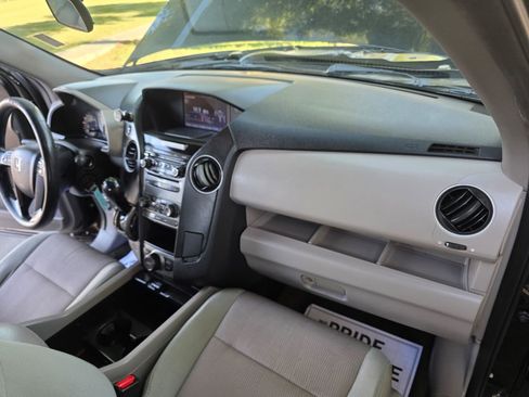 Used 2015 Honda Pilot SE image 38