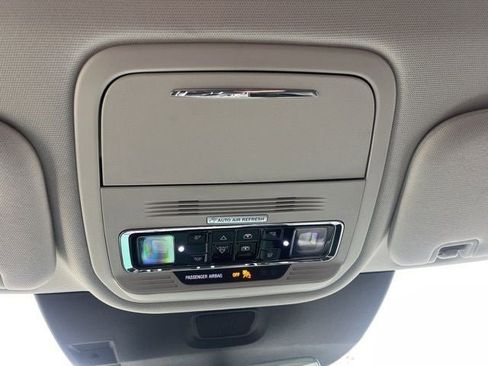 Used 2025 Lincoln Aviator AWD w/ Jet Appearance Package image 40