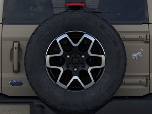New 2025 Ford Bronco Outer Banks image 24