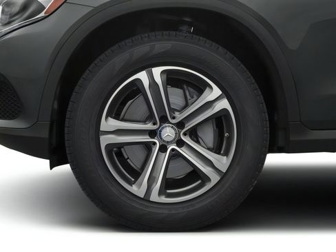 Used 2017 Mercedes-Benz GLC 300 4MATIC image 11