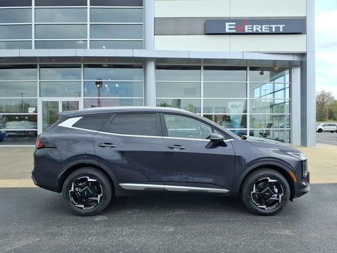 New 2026 Kia Sportage EX AWD/4WD image 2