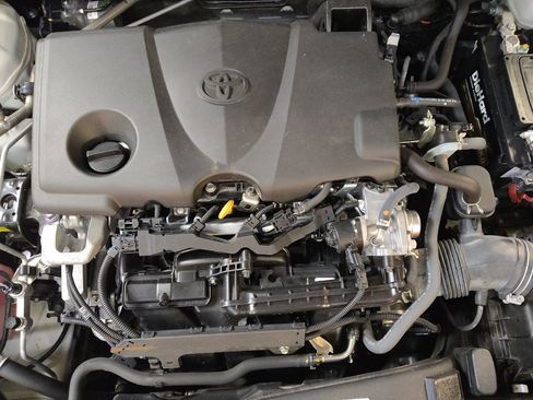 Used 2023 Toyota Camry LE AWD/4WD image 30