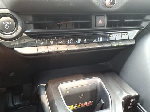 Used 2024 Toyota Crown Platinum AWD/4WD image 24