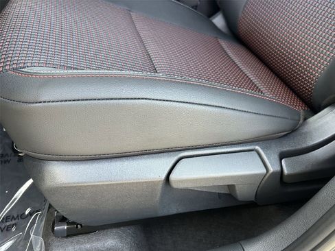 New 2026 Nissan Kicks SR FWD image 29