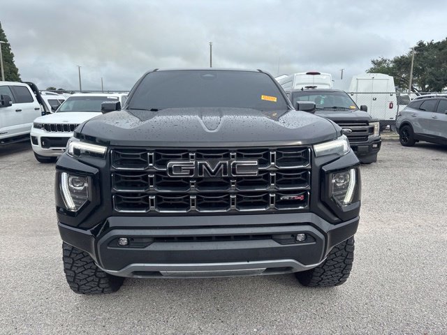 Used 2024 GMC Canyon AT4 AWD/4WD image 2
