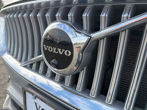 Used 2023 Volvo XC90 B6 Plus w/ Protection Package Premier image 6