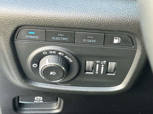 Certified 2023 Jeep Grand Cherokee Summit AWD/4WD image 21