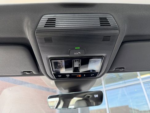 Used 2024 Volkswagen GTI SE w/ SE Leather Seats Package image 28