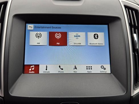 Used 2019 Ford Edge SEL w/ Equipment Group 201A FWD image 9