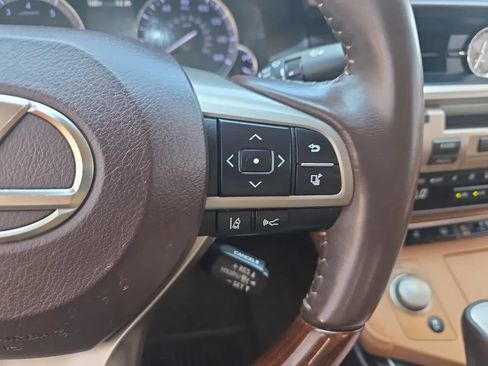 Used 2018 Lexus ES 350 w/ Luxury Package w/Wood Trim FWD image 20