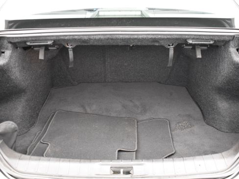 Used 2019 Nissan Maxima 3.5 S w/ Floor Mat Group image 16