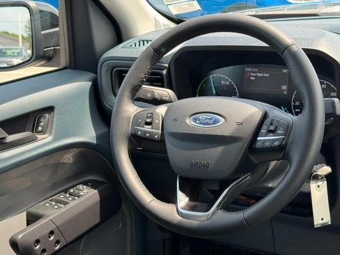 Used 2023 Ford Maverick XLT w/ XLT Luxury Package FWD image 13