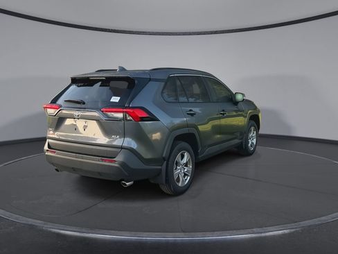 Used 2025 Toyota RAV4 XLE FWD image 8