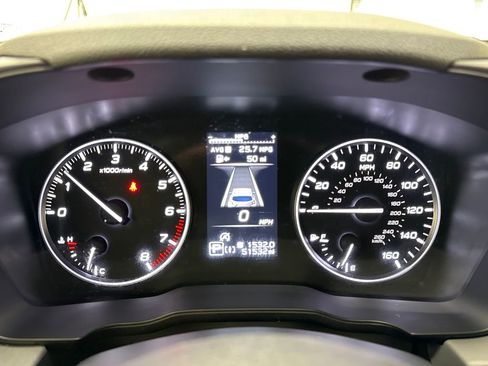 Used 2024 Subaru Crosstrek 2.0i Premium AWD/4WD image 16