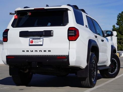 Used 2025 Toyota 4Runner TRD Off-Road Premium image 6