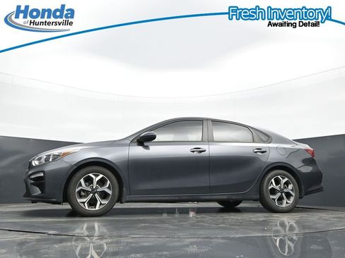 Used 2021 Kia Forte LXS FWD image 31
