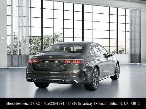 Used 2025 Mercedes-Benz E 350 E  350 image 23