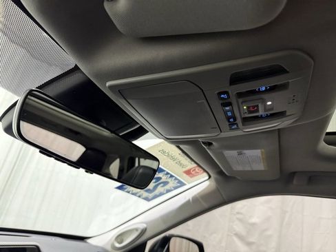 Certified 2022 Toyota Highlander Platinum image 25