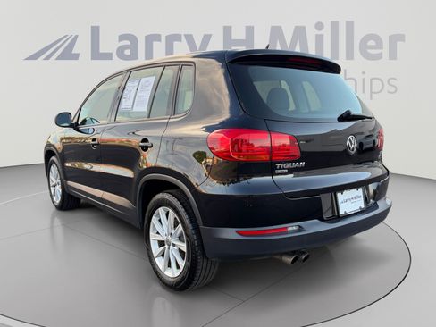 Used 2017 Volkswagen Tiguan Limited w/ Alloy Wheels Package AWD/4WD image 3