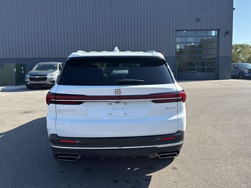 Used 2026 Buick Enclave Preferred AWD/4WD image 4