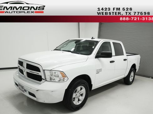 Used 2023 RAM 1500 Classic SLT w/ Electronics Group AWD/4WD image 1