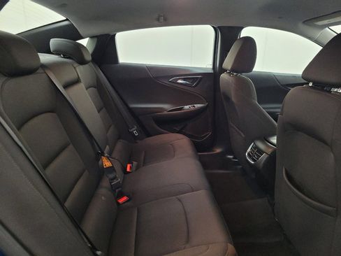 Used 2019 Chevrolet Malibu LT FWD image 19