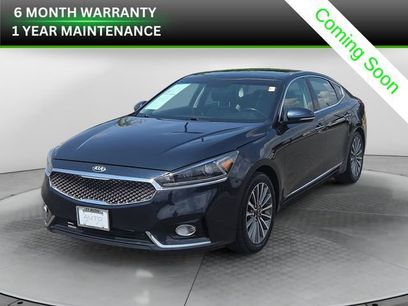 Used 2017 Kia Cadenza Premium w/ Luxury Package